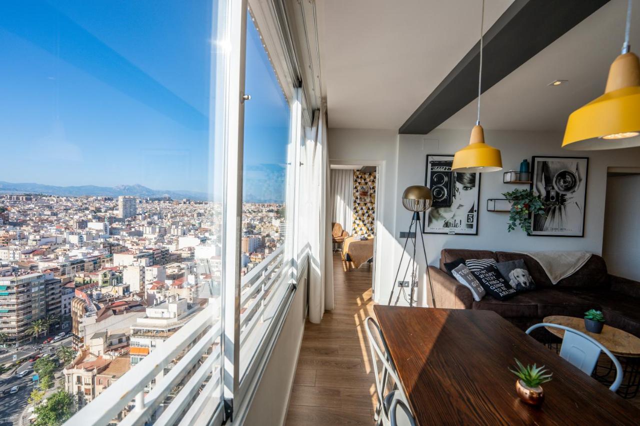 Apartamento Charming Downtown Skyscrapper Alicante Exterior foto