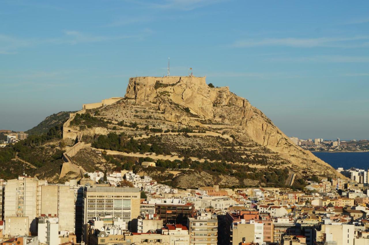 Apartamento Charming Downtown Skyscrapper Alicante Exterior foto