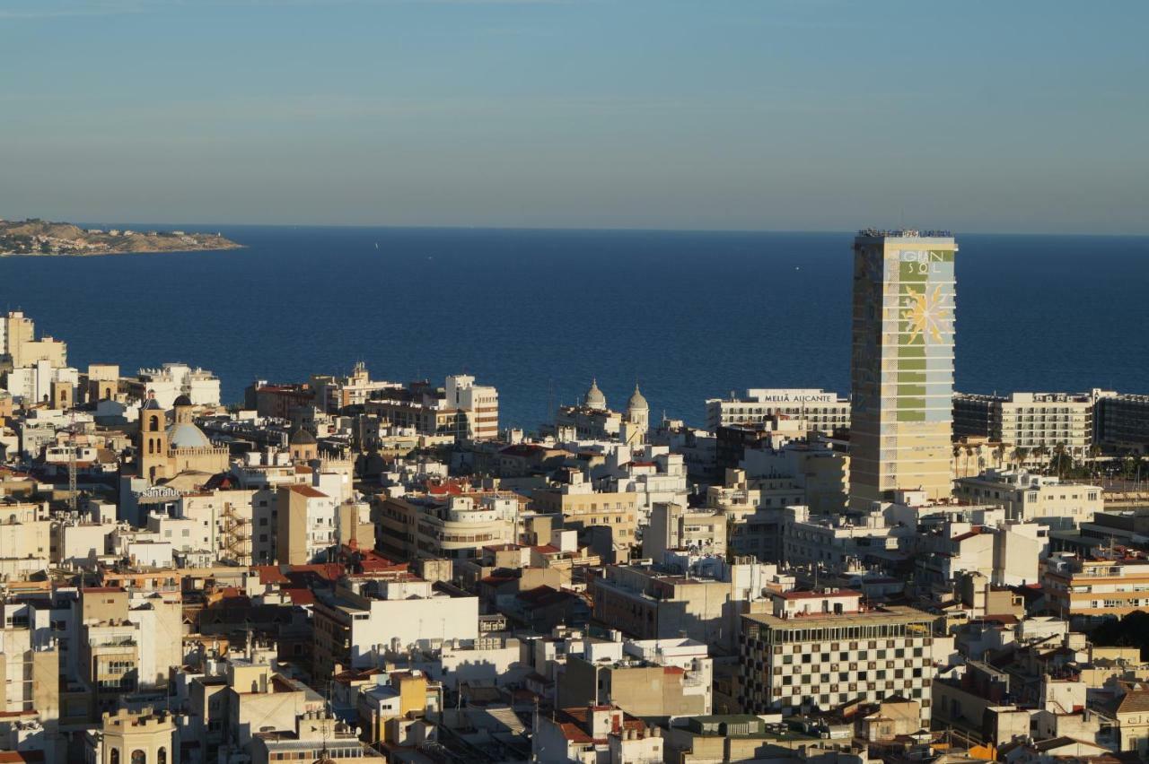 Apartamento Charming Downtown Skyscrapper Alicante Exterior foto